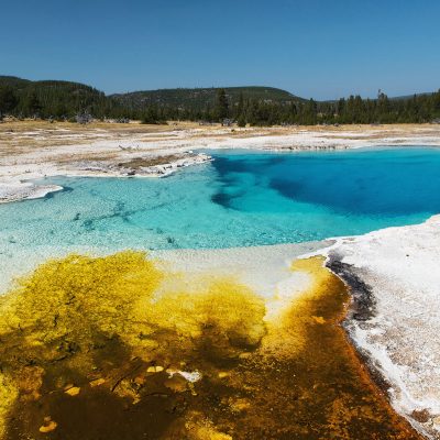 Yellowstone is home of hundreds hydrothermal wonders