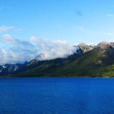 Between Grand teton and Yellowstone, Jackson Lake on a calm morning